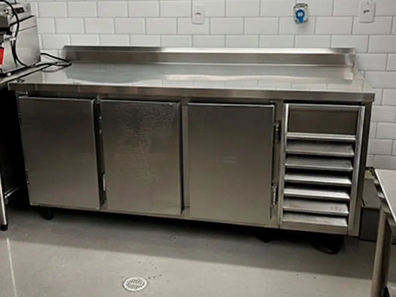 Mesas de Trabalho Inox 