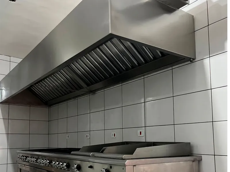 Coifas e sistemas de exaustão 